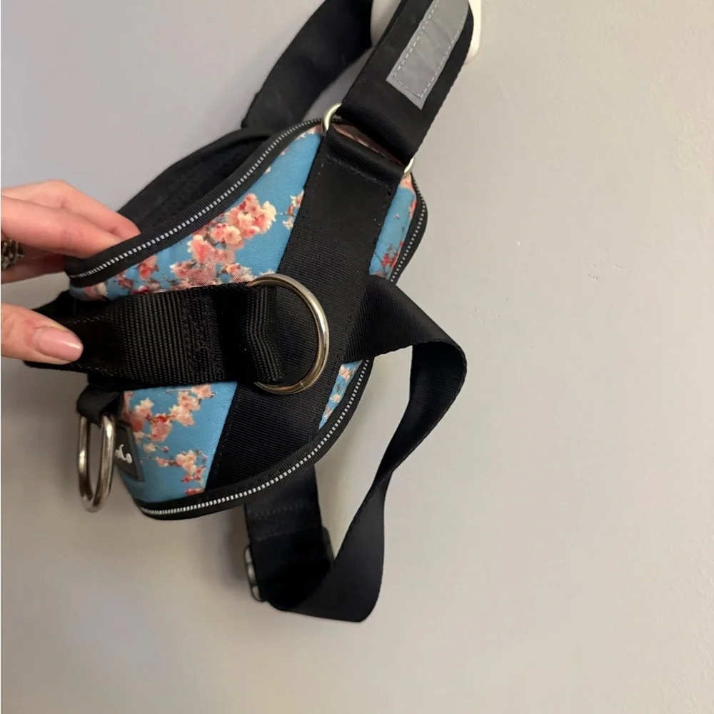 ShawnCo Floral Dog Harness Medium Blue Adjustable No Pull Pet Harness